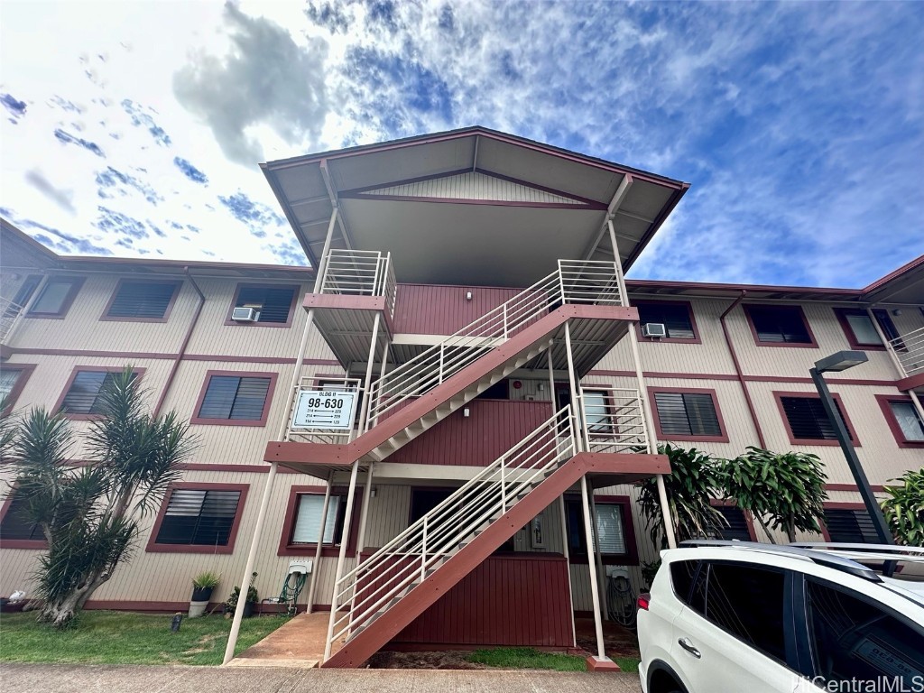 Aiea Townhouse