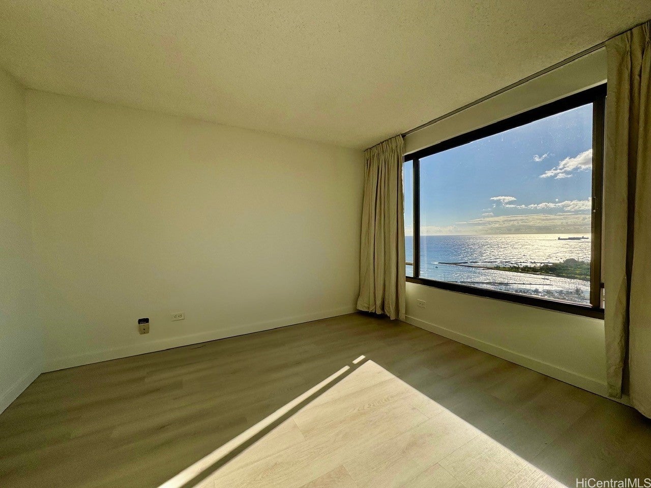 1778 Ala Moana Boulevard 3802