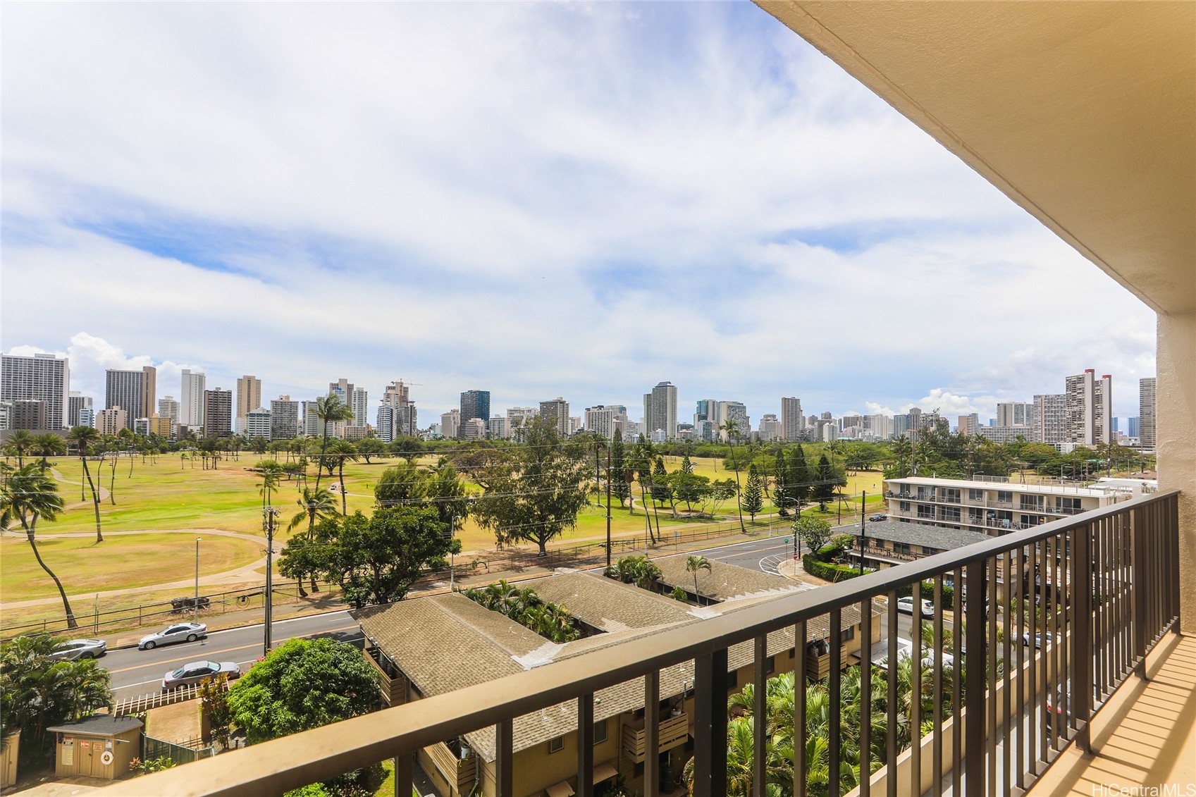 2916 Date Street 6F