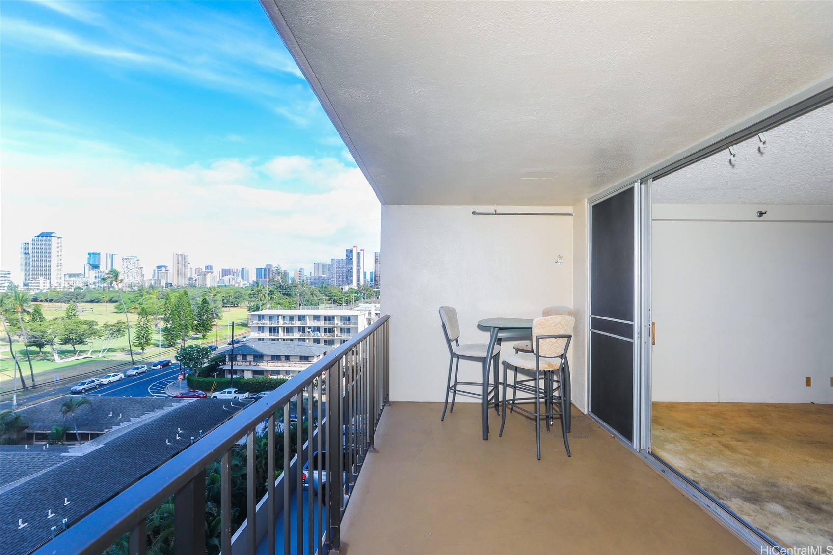 2916 Date Street 6F