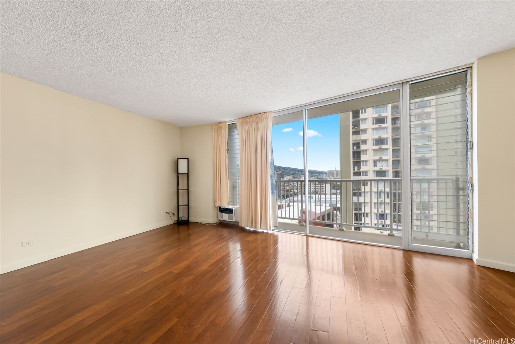 750 Amana Street 1207