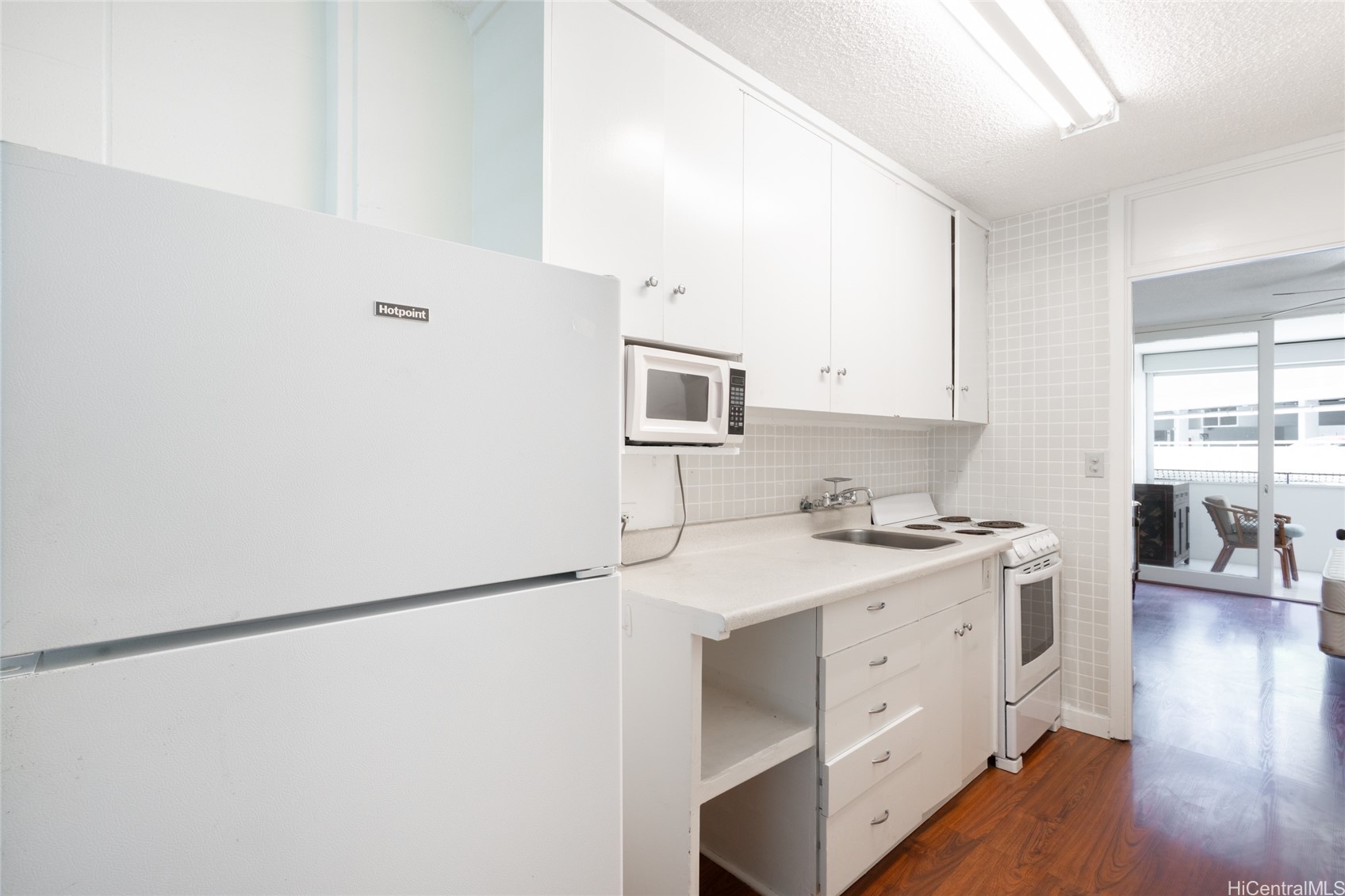 425 Ena Road 308C
