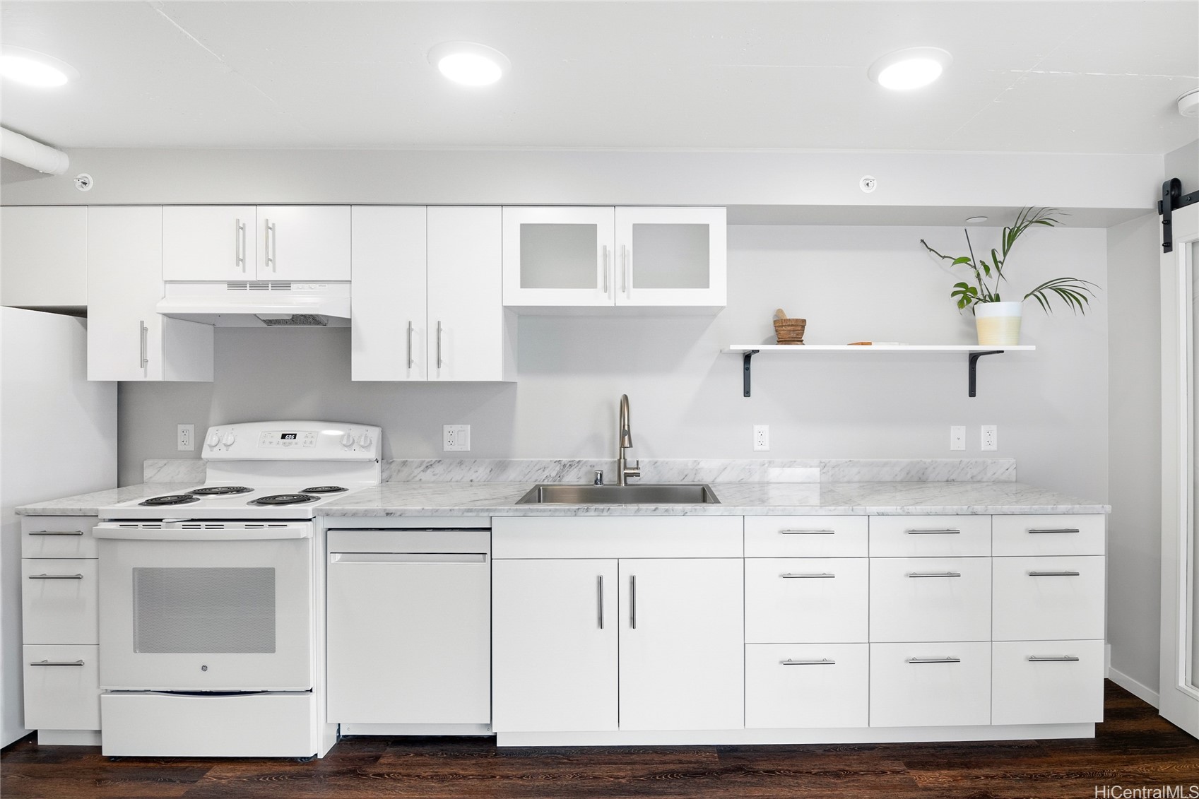 803 Waimanu Street 512