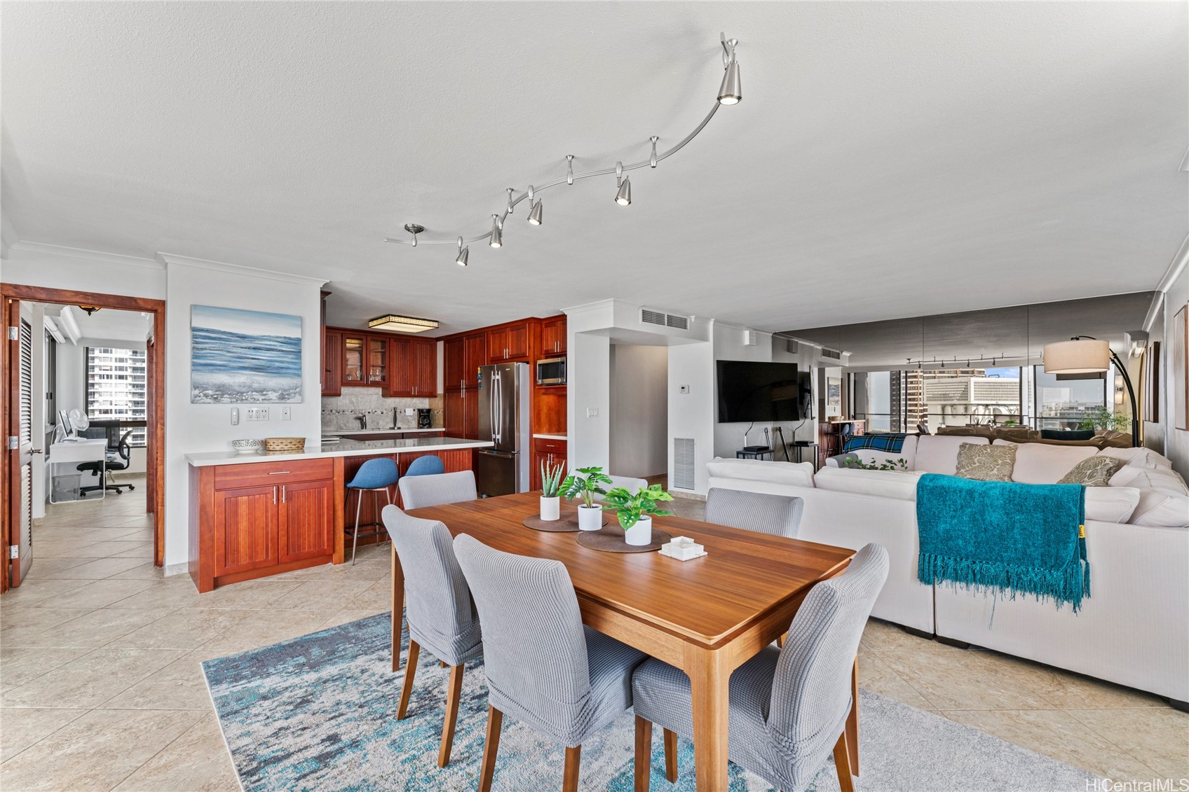 1910 Ala Moana Boulevard 29A