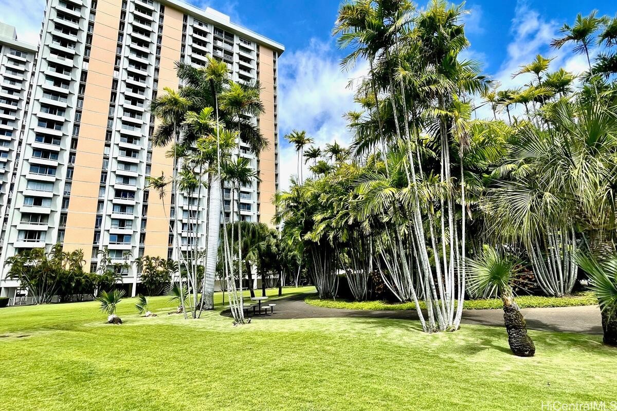 1515 Nuuanu Avenue 2155