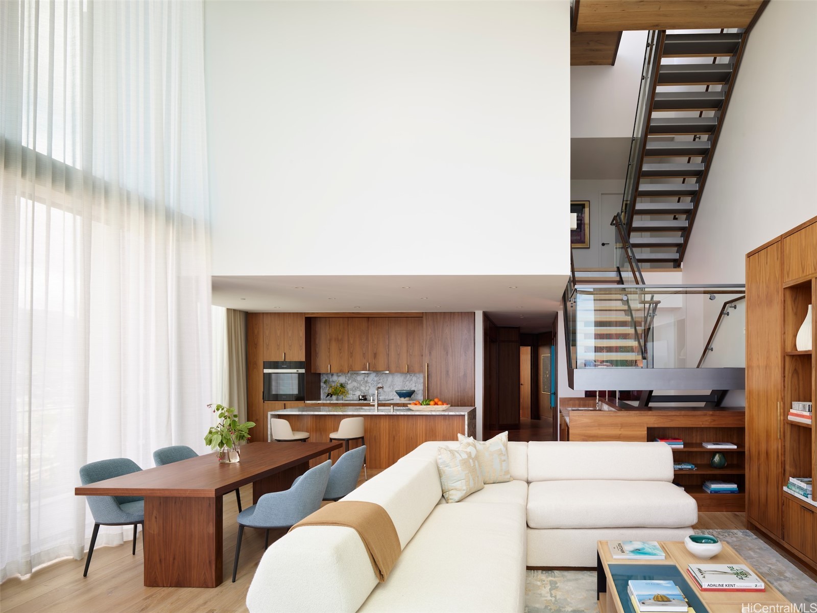 2139 Kuhio Avenue PH-A