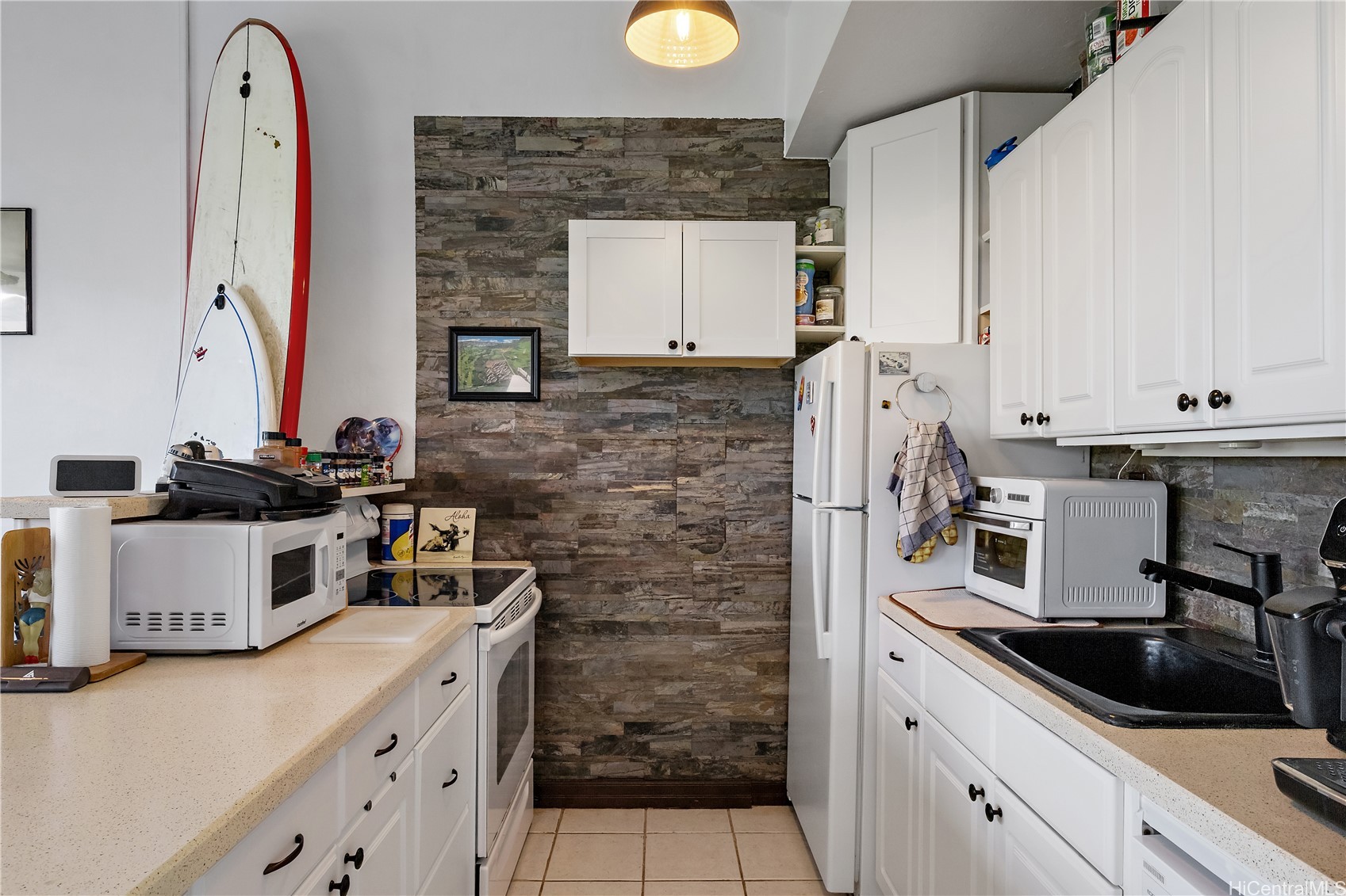 84-687 Ala Mahiku Street 27122C