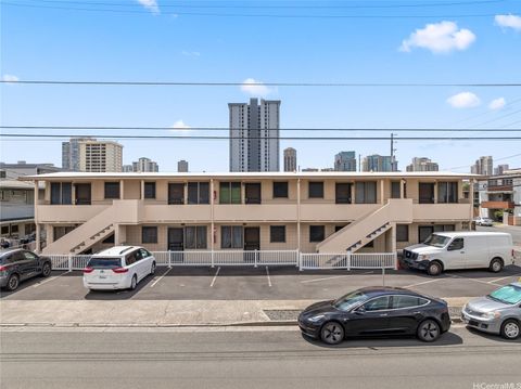 2105 Algaroba Street Honolulu HI 96826