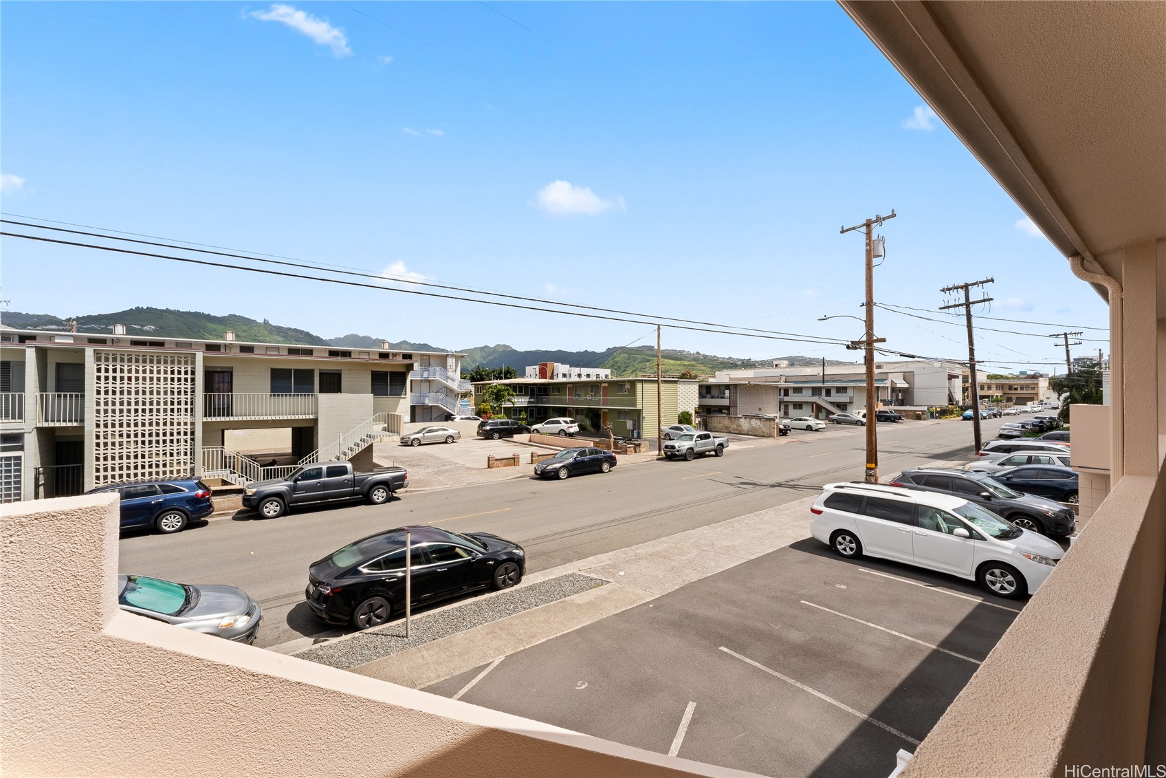 2105 Algaroba Street