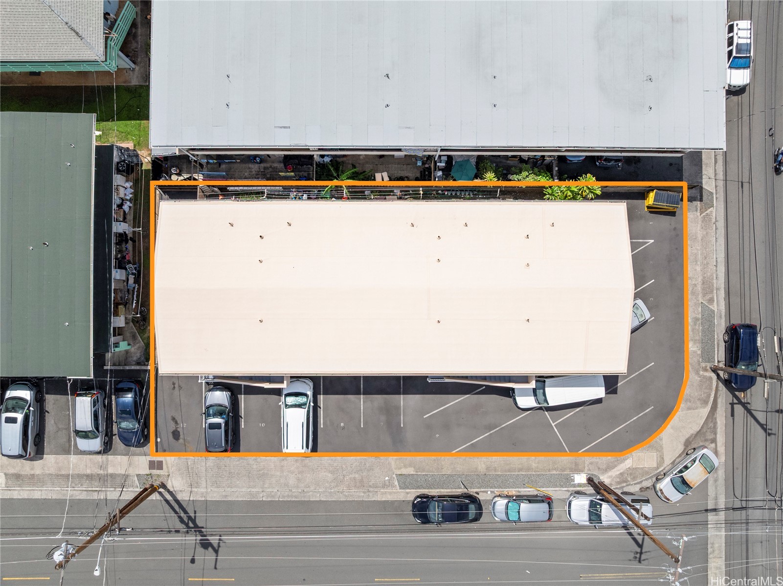 2105 Algaroba Street