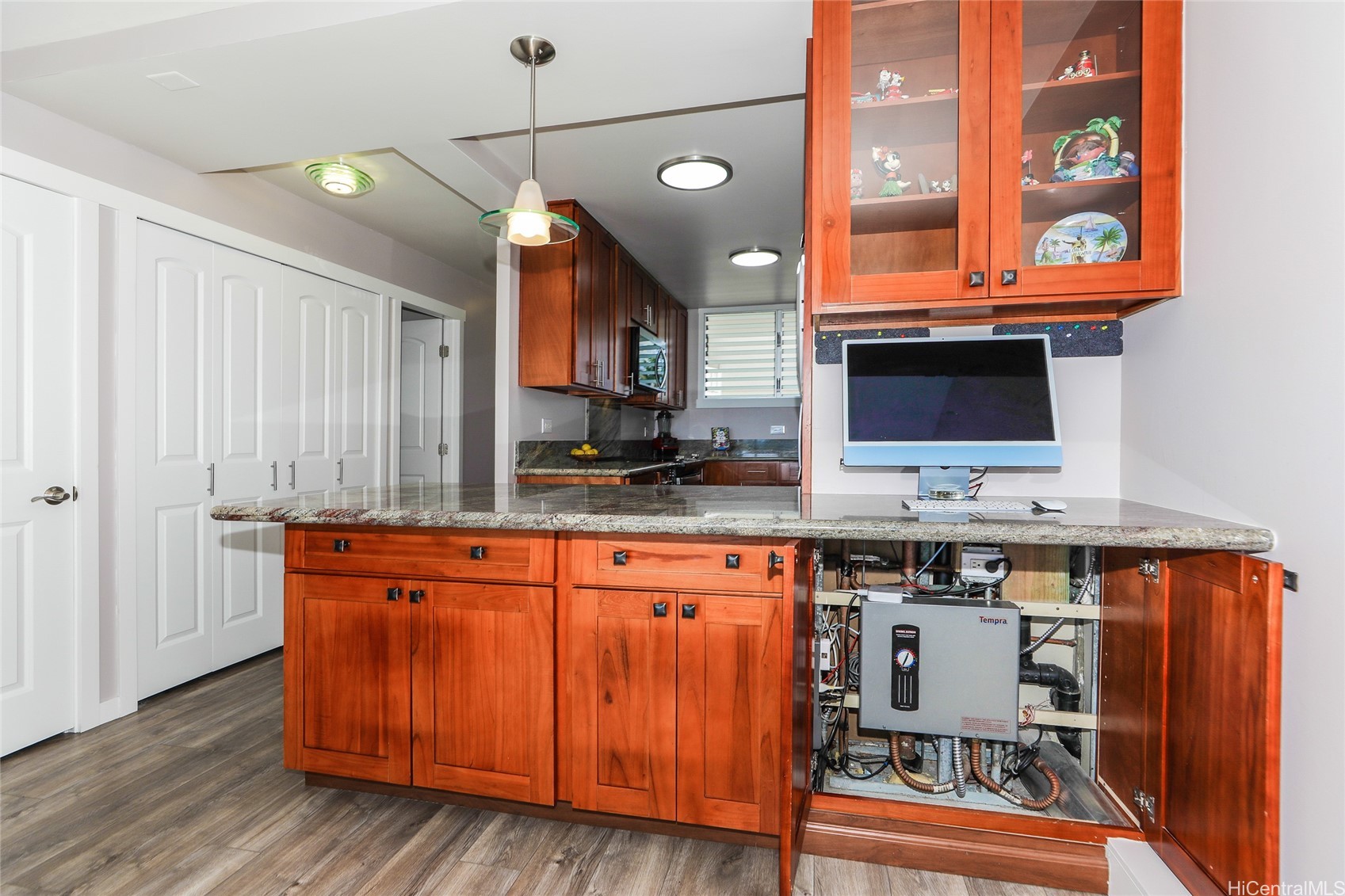 1676 Ala Moana Boulevard 505