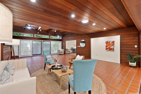 Photo of 824-A N Kalaheo Avenue, Kailua, HI 96734 (MLS # 202527768)