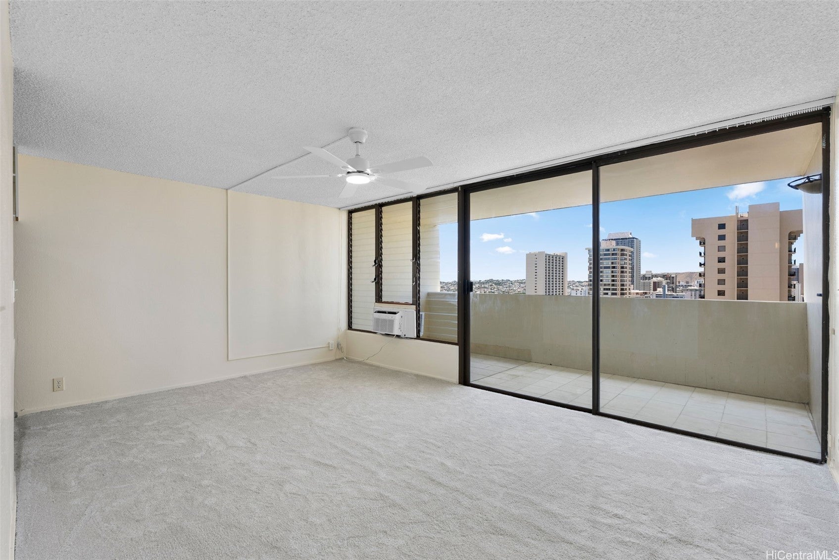 2092 Kuhio Avenue 2304