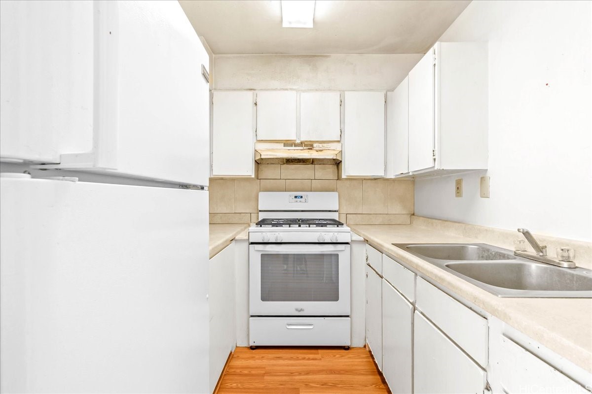 87-119 Helelua Street F102