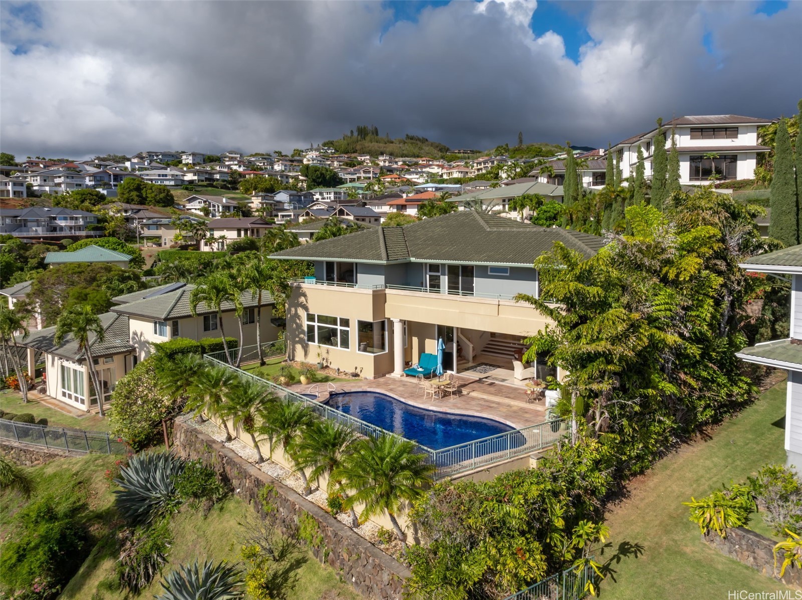Honolulu, Hawaii, 96821, United States, 4 Bedrooms Bedrooms, ,4 BathroomsBathrooms,Residential,Active,2030930