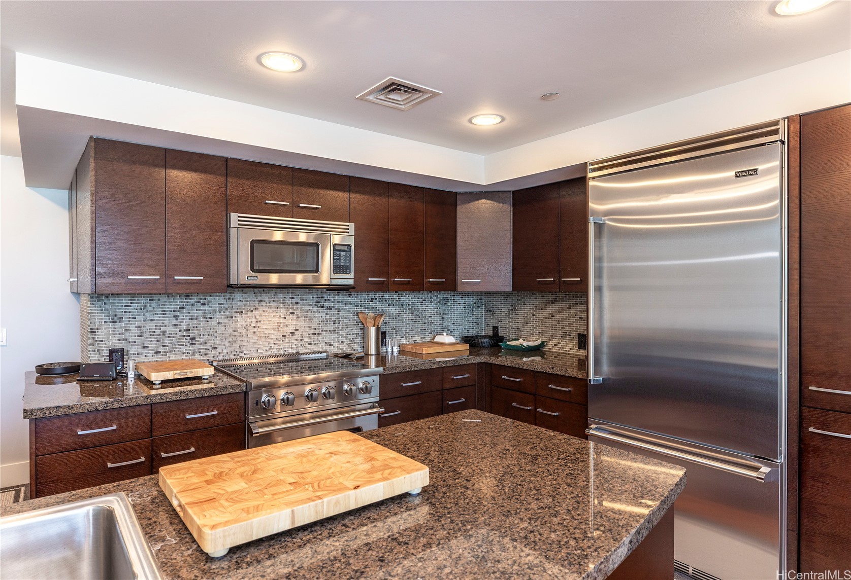 1837 Kalakaua Avenue 2206