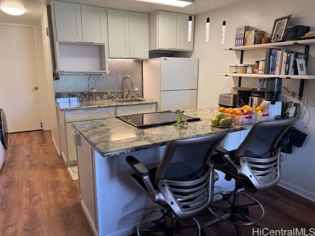 2611 Ala Wai Boulevard 2304