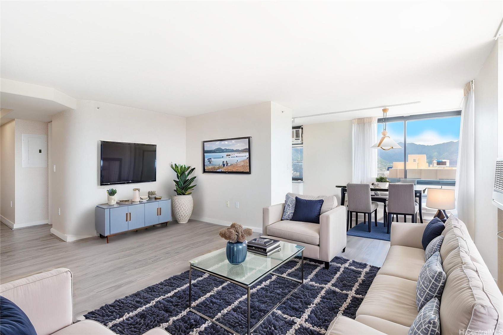 343 Hobron Lane 4302