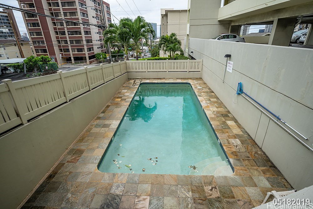 Honolulu Condominium