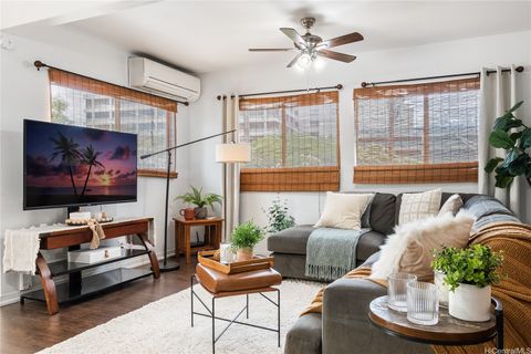 1506 Frear Street A Honolulu HI 96813