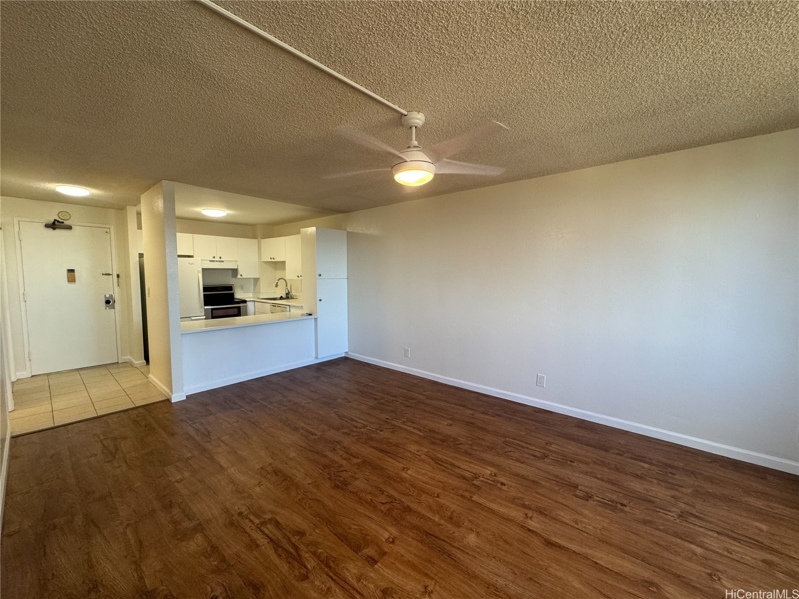 1255 Nuuanu Avenue E2211