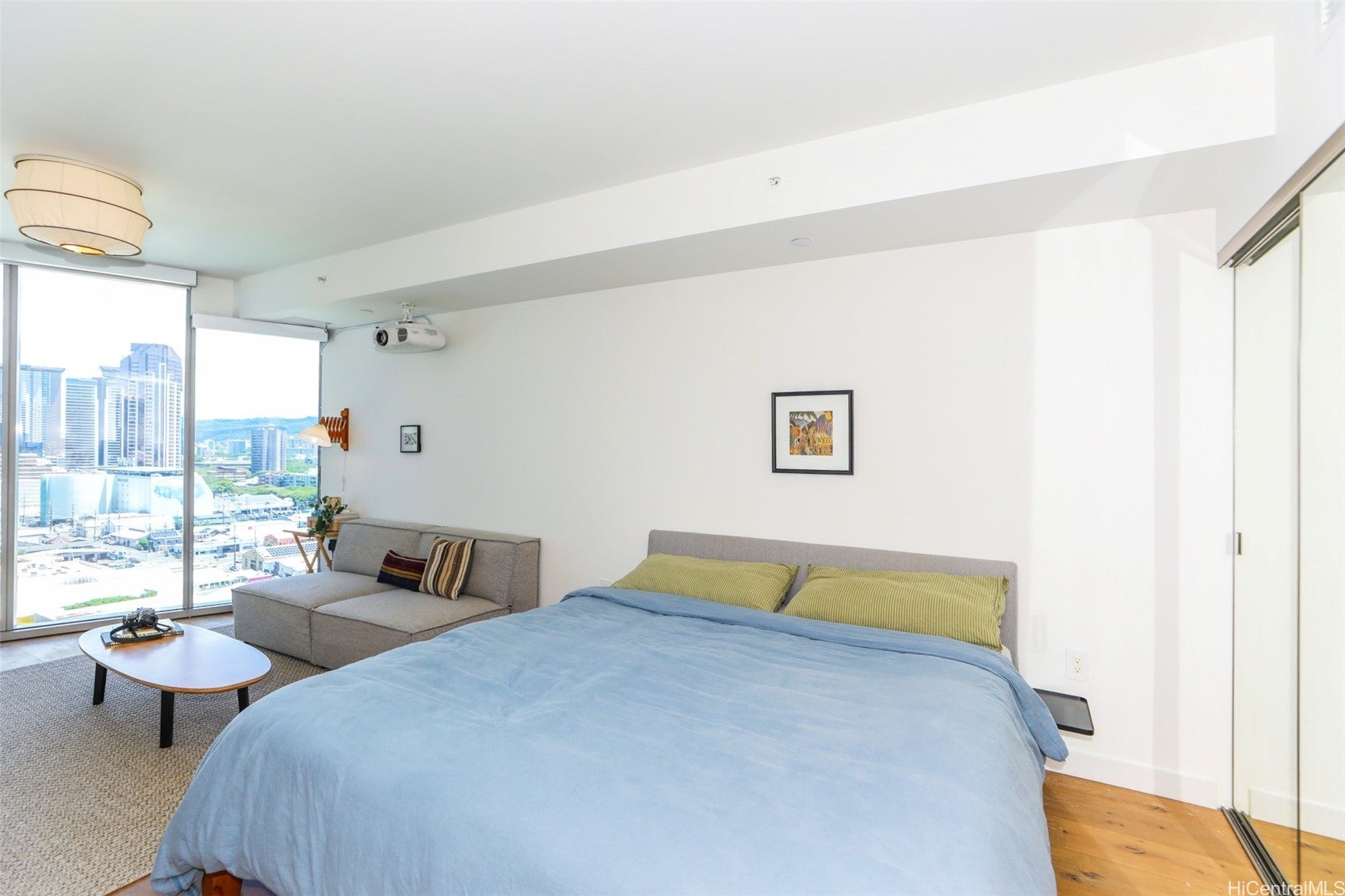 1001 Queen Street 1411