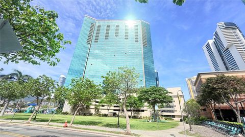 Photo of 1177 Queen Street #3204, Honolulu, HI 96814 (MLS # 202607642)
