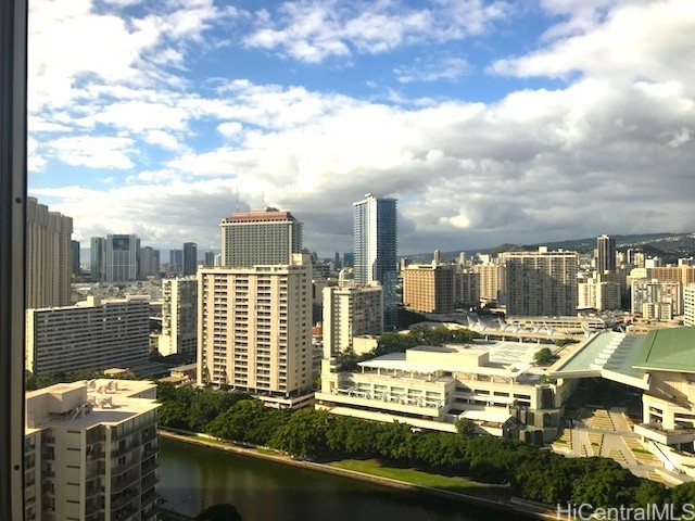 400 Hobron Lane 2614