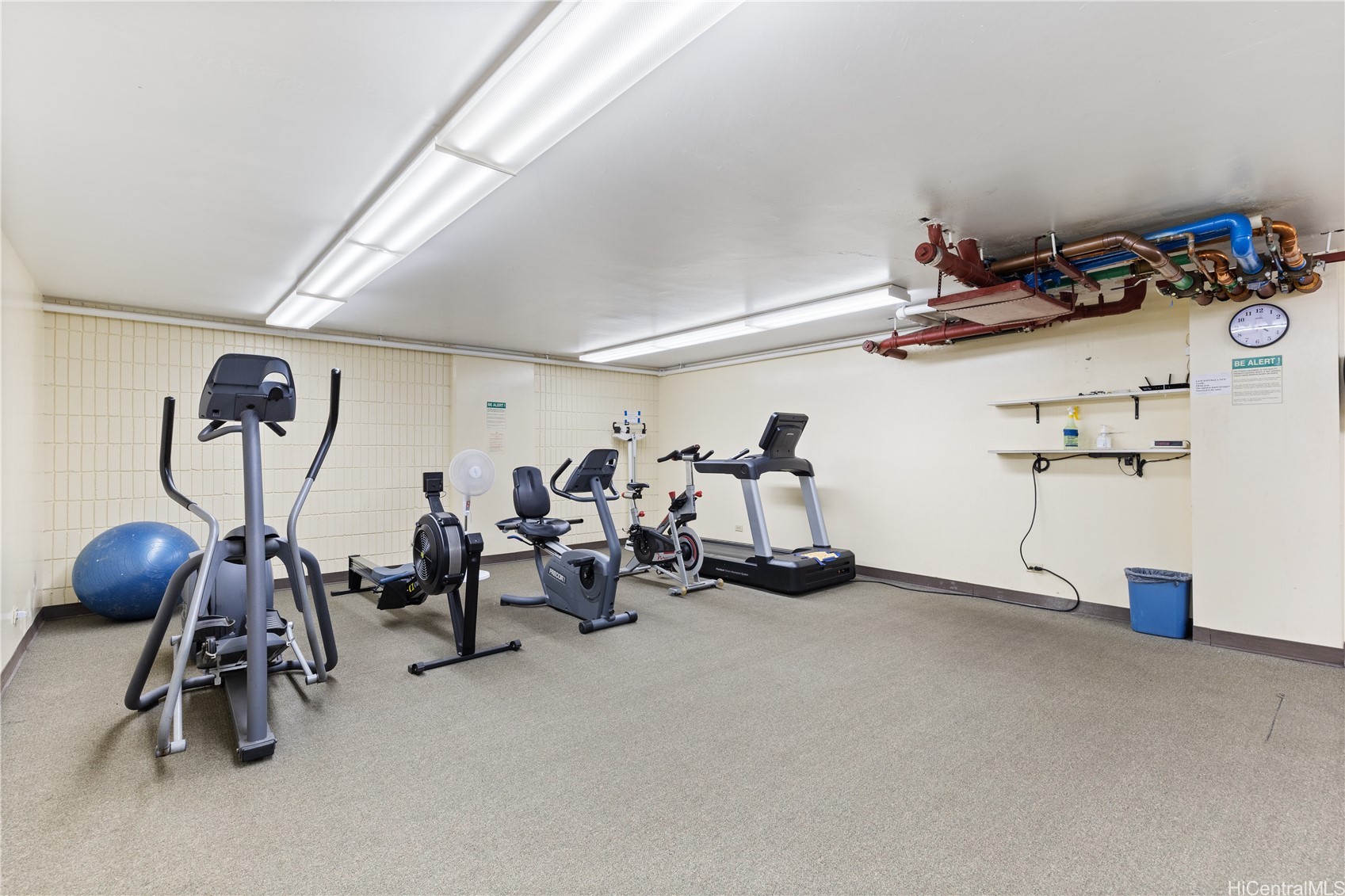 Pearlridge Square Condominium