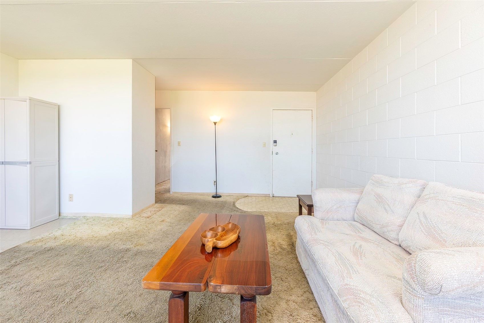95-21 Kuahelani Avenue 402