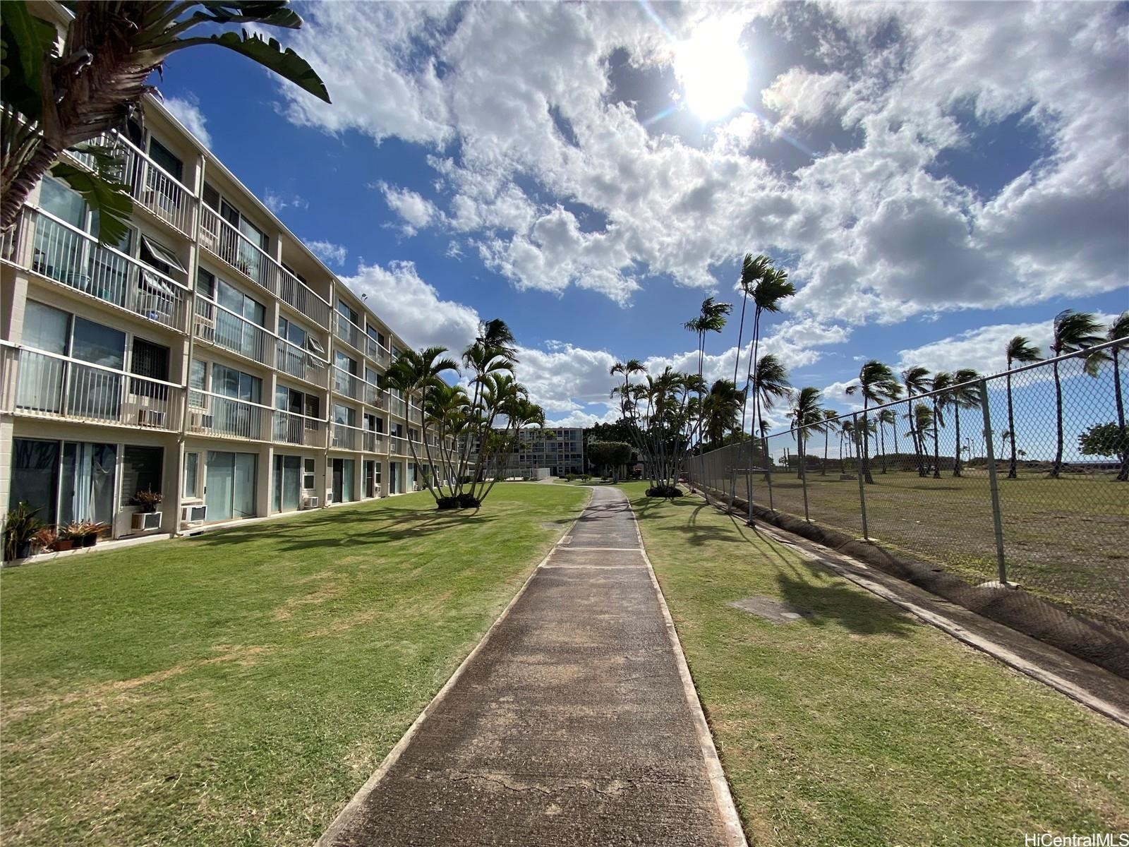 85-175 Farrington Highway B207
