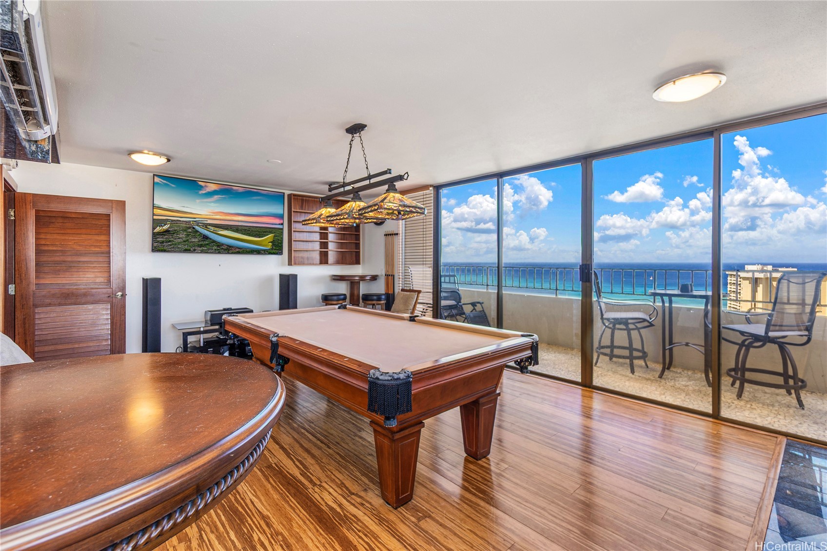 2240 Kuhio Avenue 3806