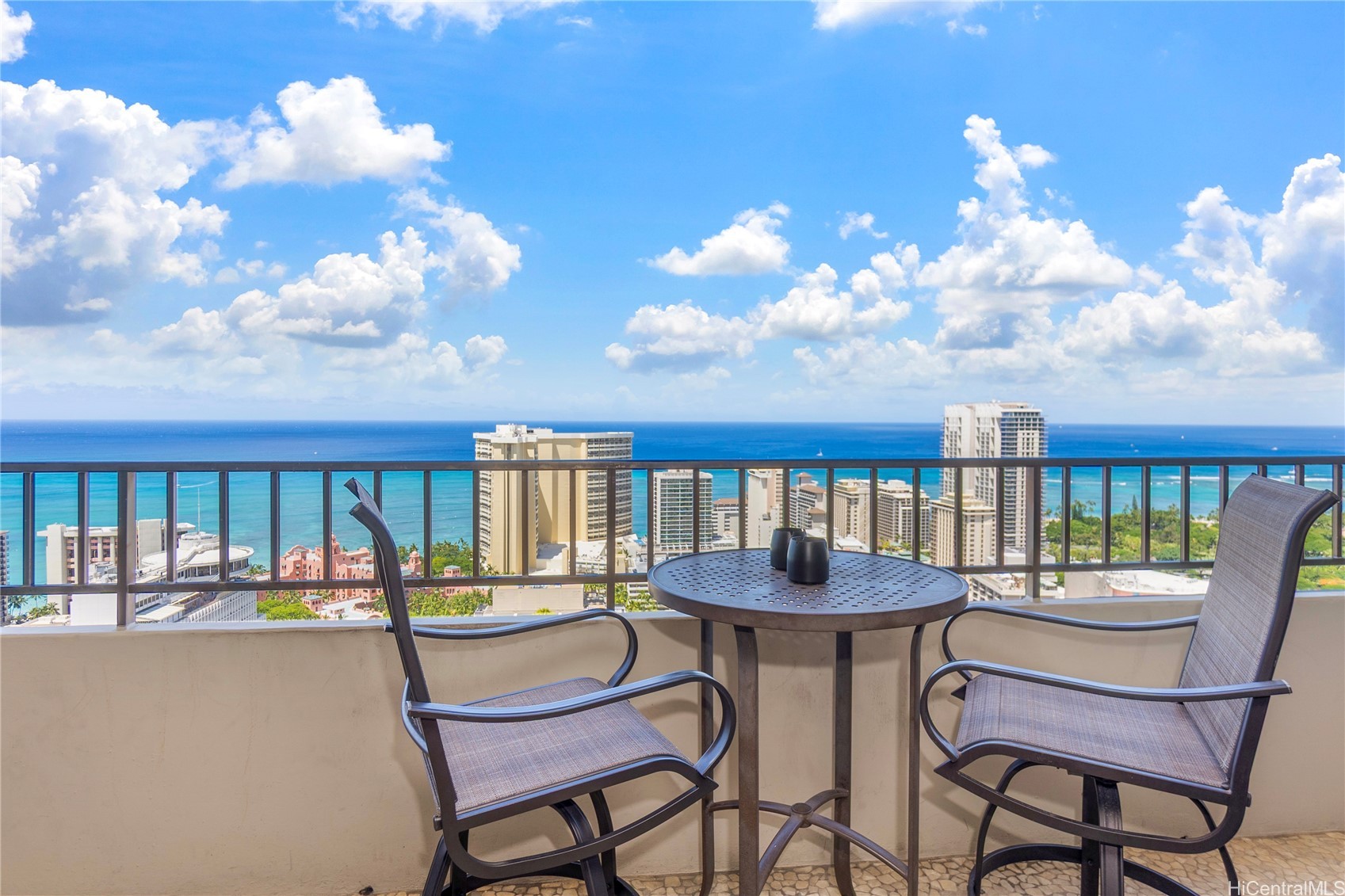 2240 Kuhio Avenue 3806