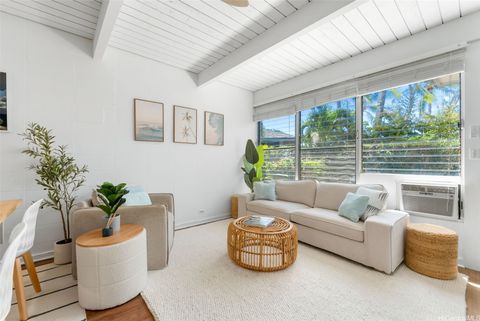 Photo of 4130 Keanu Street #4, Honolulu, HI 96816 (MLS # 202601327)