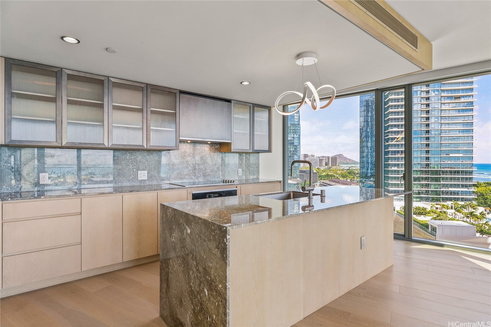 1000 Auahi Street 1400