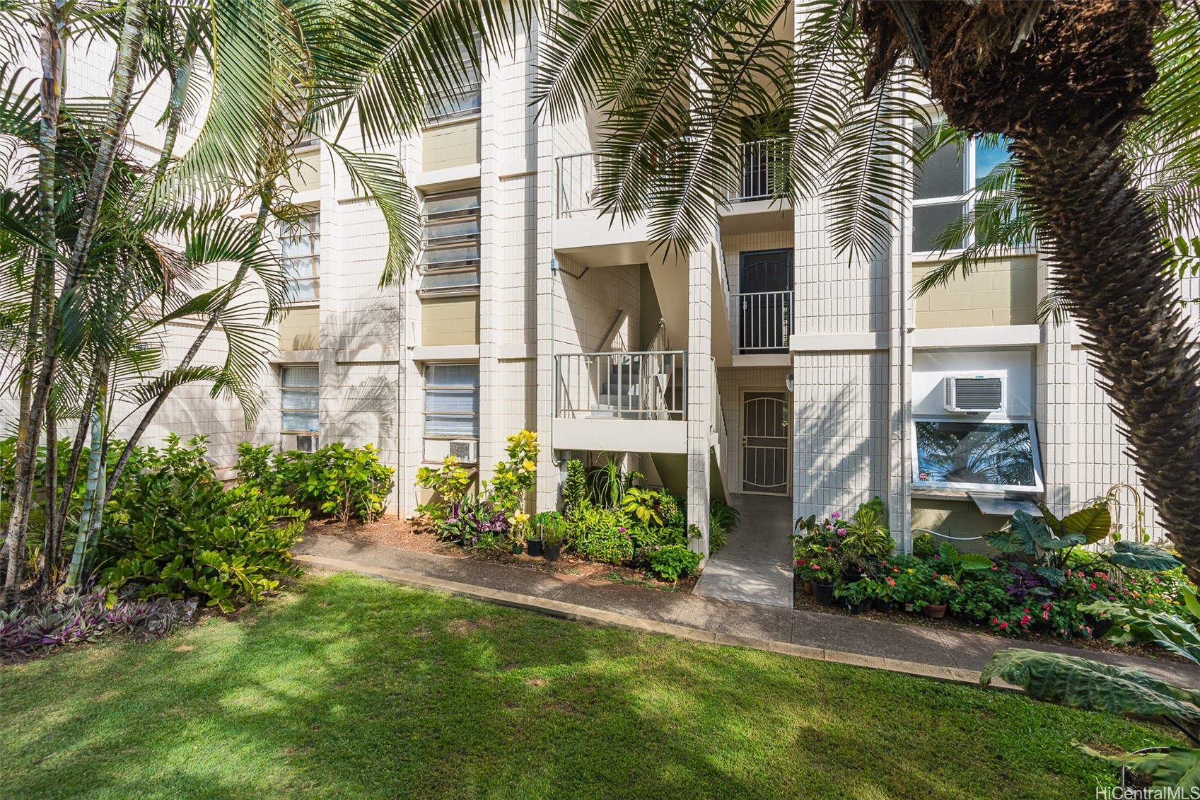 98-1042 Moanalua Road 2-201