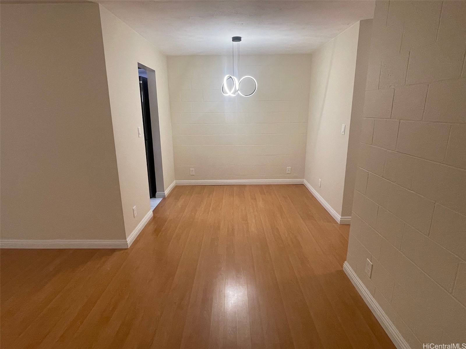 1555 Pohaku Street B202