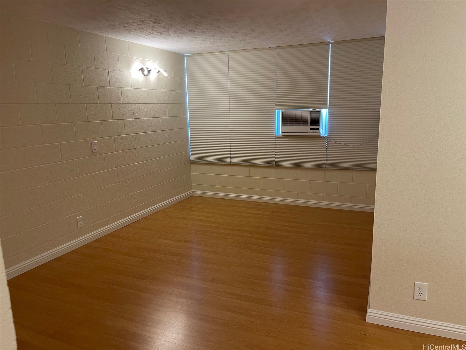 1555 Pohaku Street B202