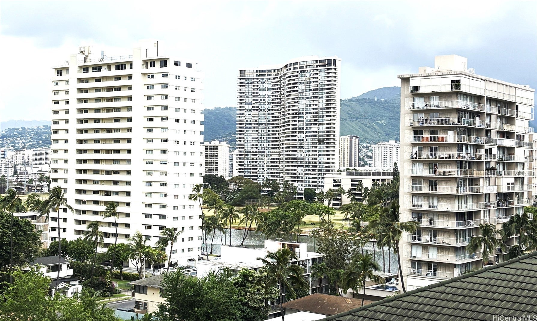 2140 Kuhio Avenue 911