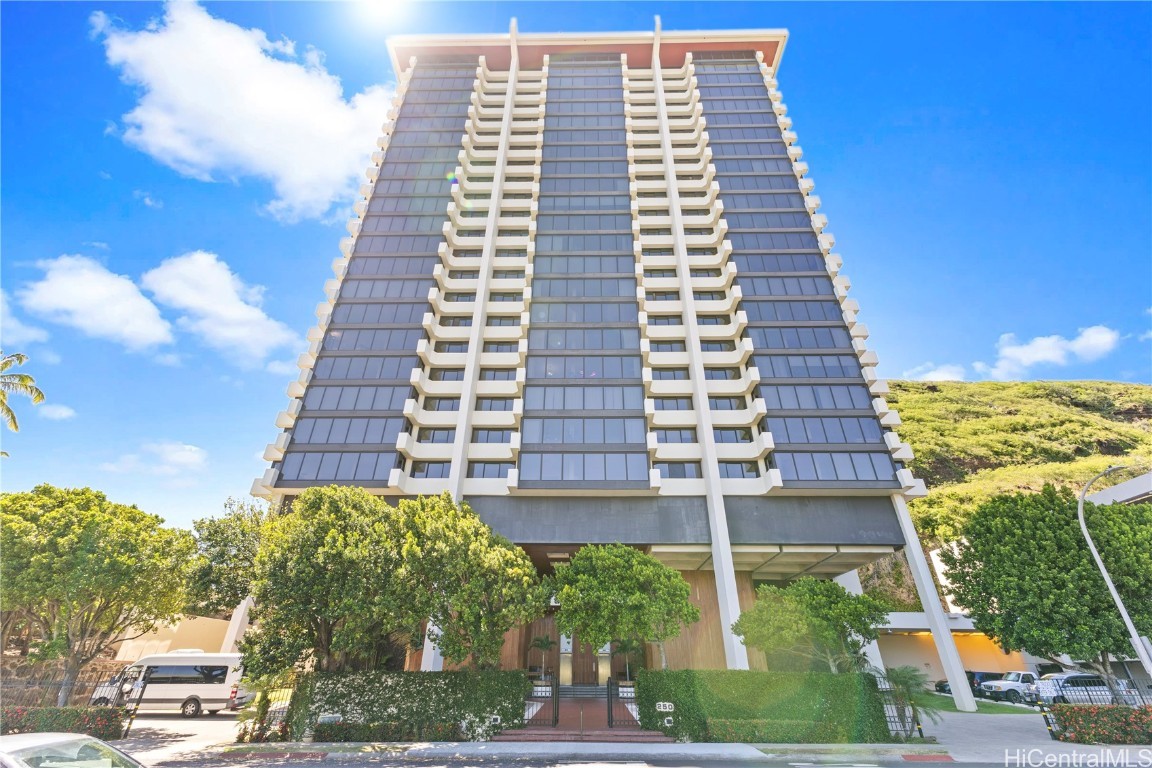 Mt Terrace Condominium