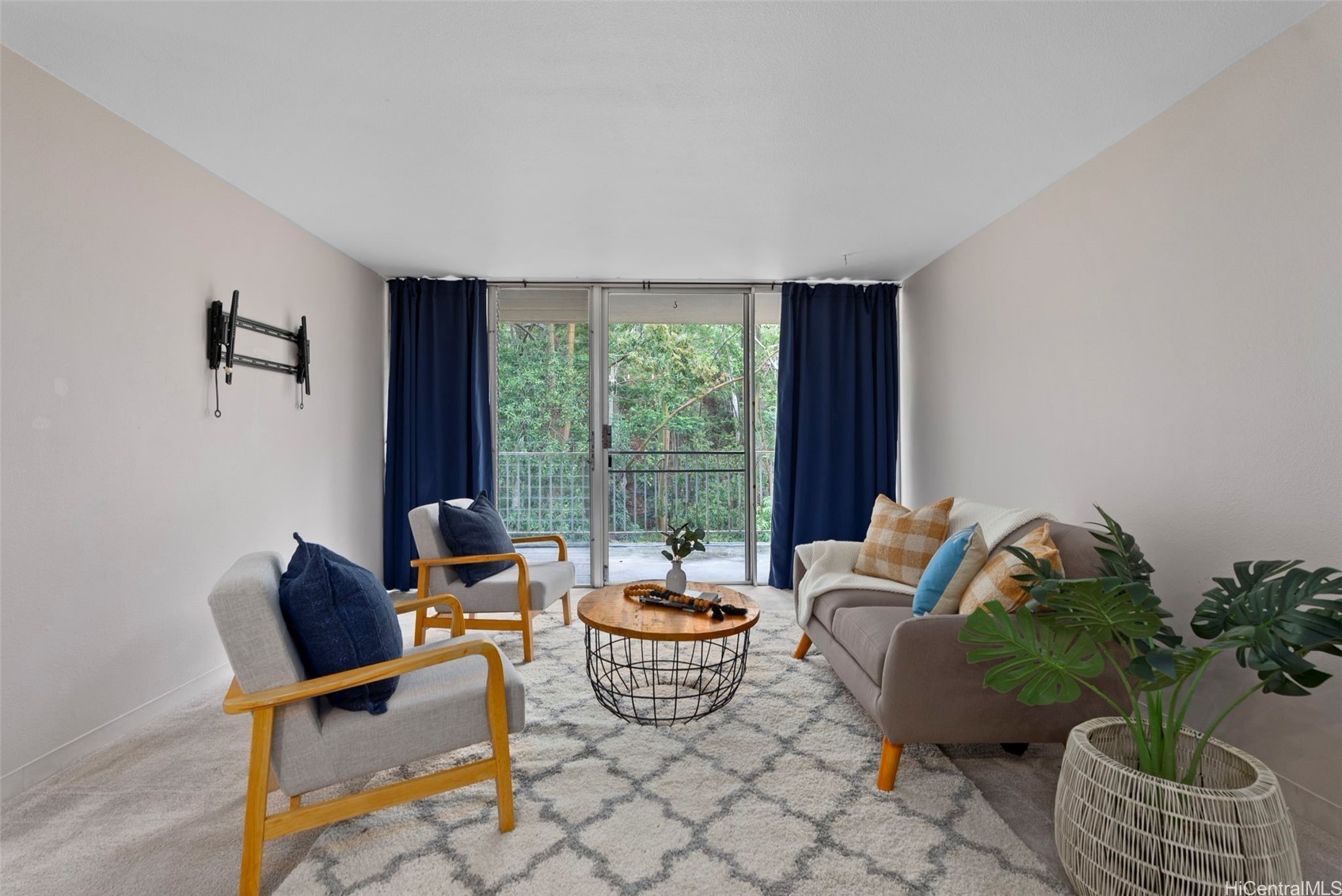 95-2039 Waikalani Place C202