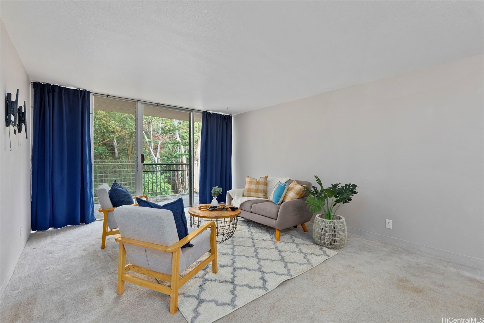 95-2039 Waikalani Place C202