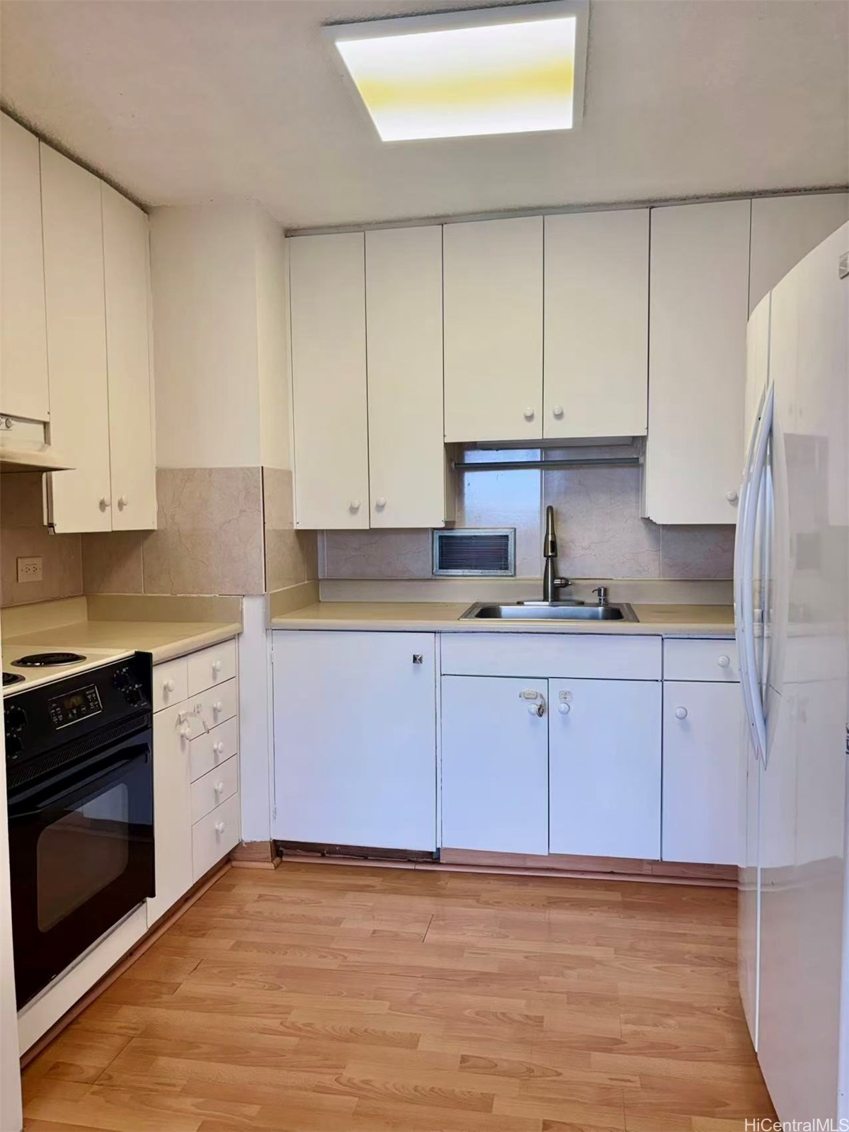 1400 Pensacola Street 703