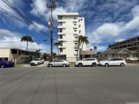 Photo of 909 Coolidge Street, Honolulu, HI 96826 (MLS # 202614532)