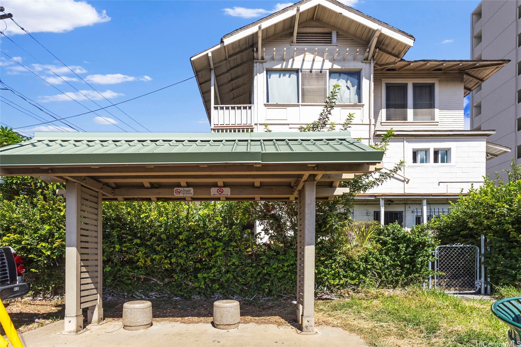 404 Magellan Avenue
