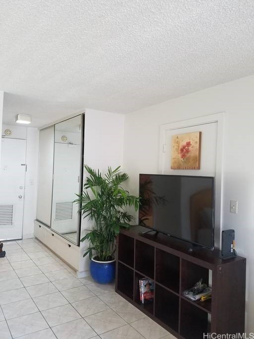 747 Amana Street 1515
