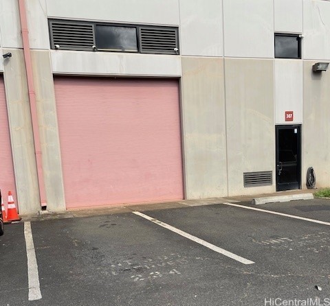Waipio Business Center Industrial
