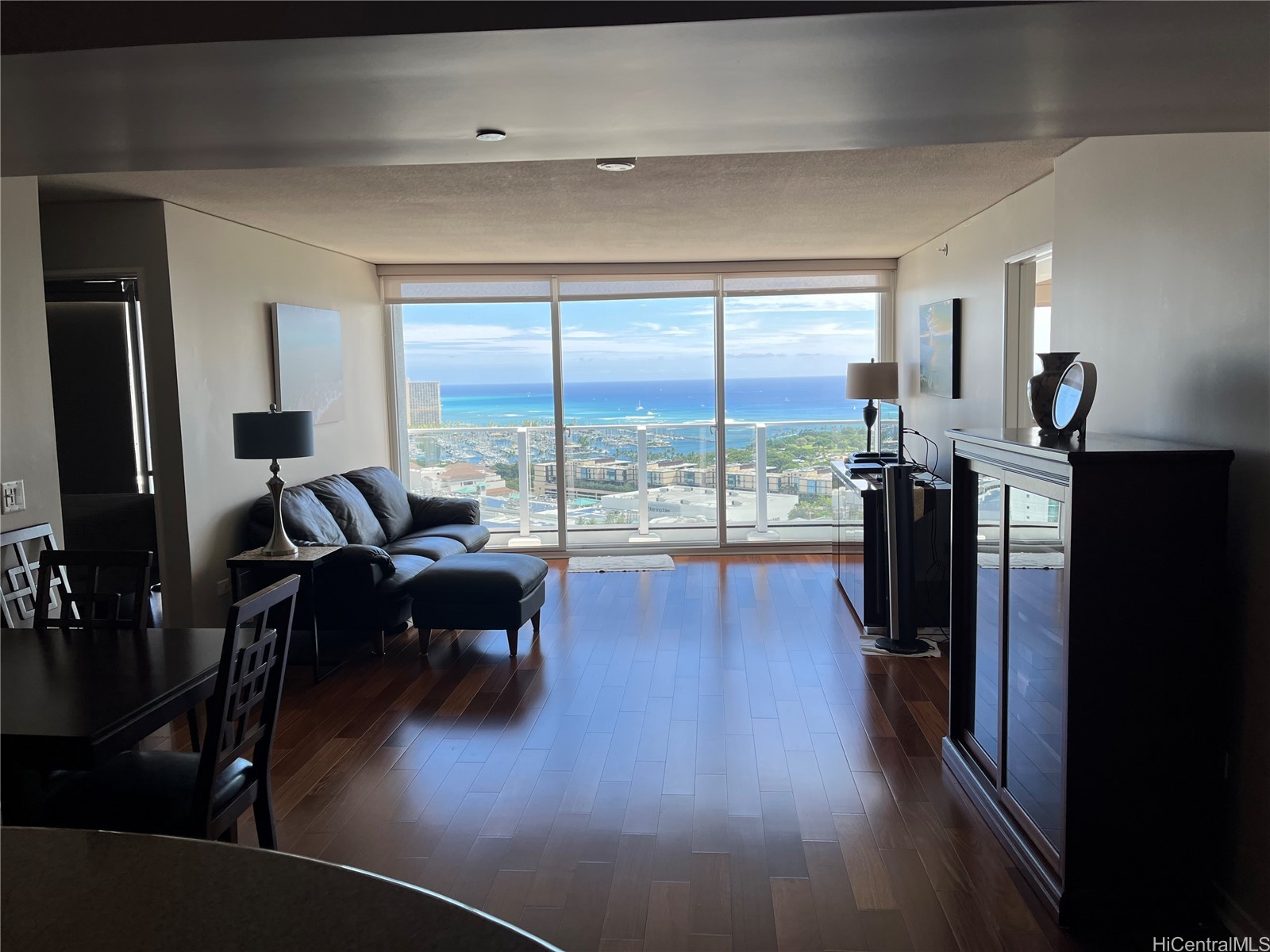 1288 Kapiolani Boulevard 3605