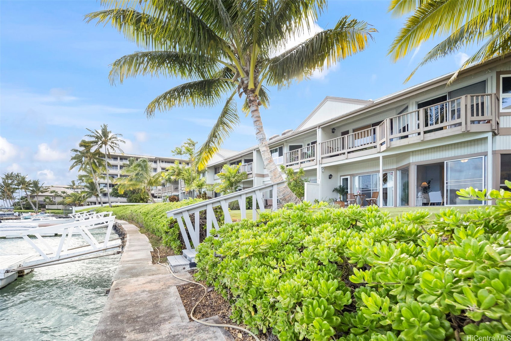 7007 Hawaii Kai Drive A16