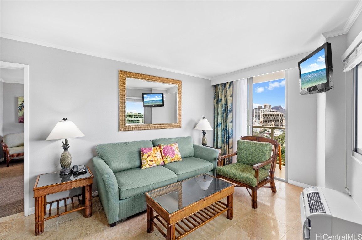 2045 Kalakaua Avenue 1607